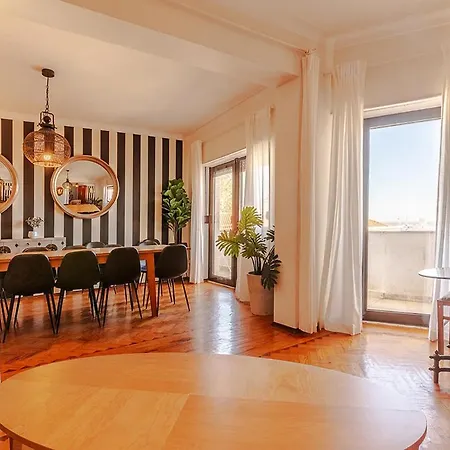 Apolonia 3e Five Bedrooms Lisbona