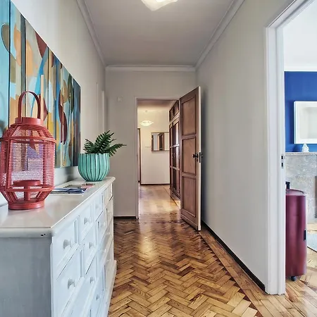 Apolonia 3e Five Bedrooms * Lisbon