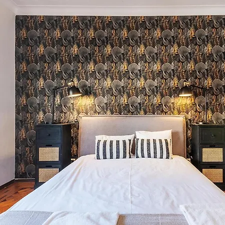 Appartement Apolonia 3e Five Bedrooms *