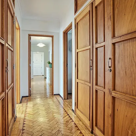 Apolónia 3e Five Bedrooms